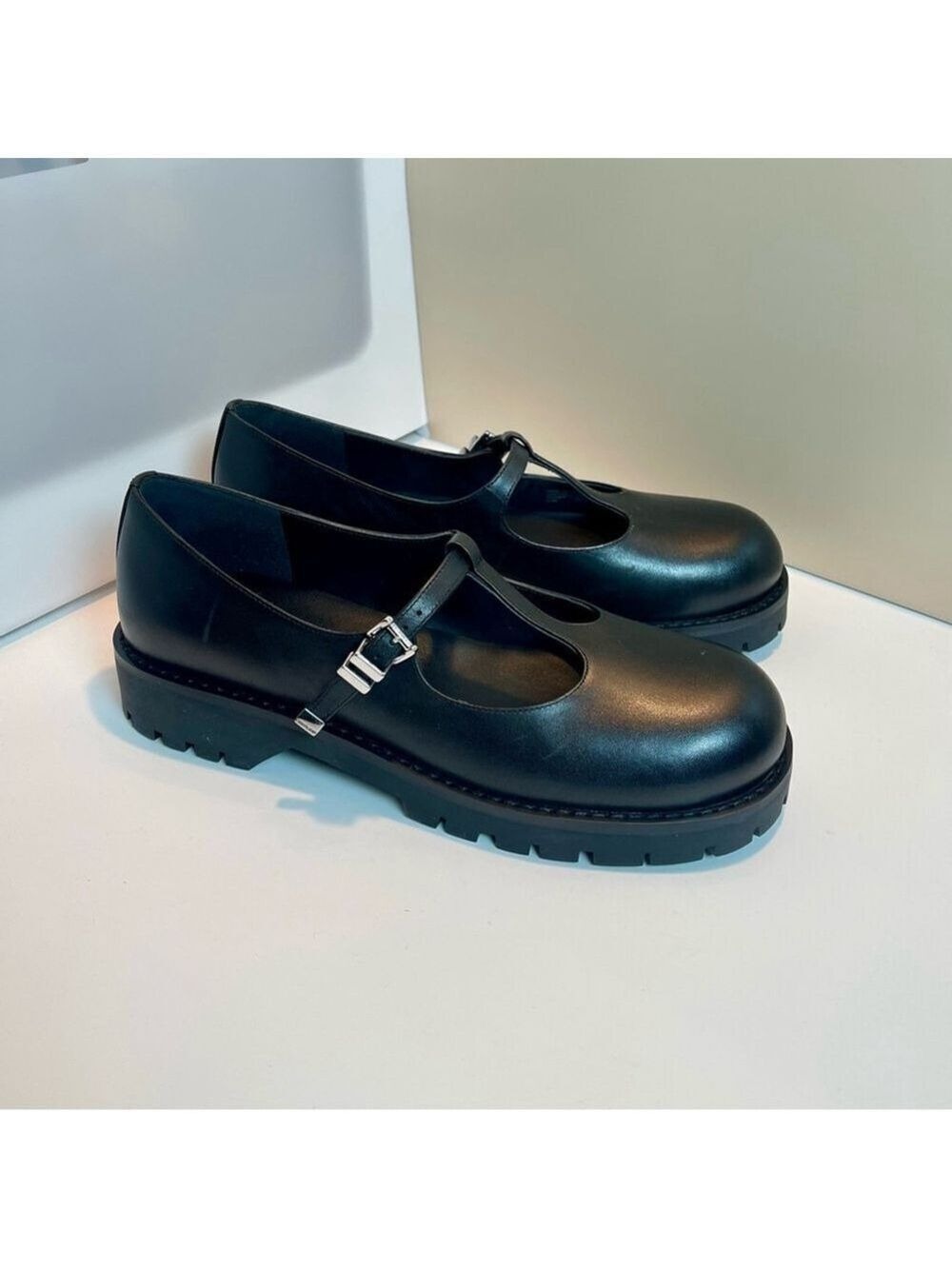Michael Kors Women's Darrington Mary Jane Leather Shoes Black Sz 8.5 - Picture 11 of 14